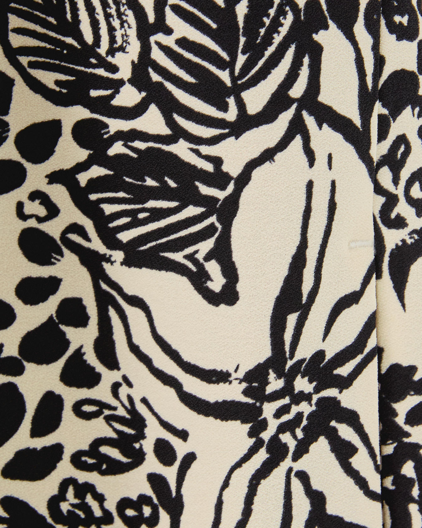 Edita Shift Dress - Image 14